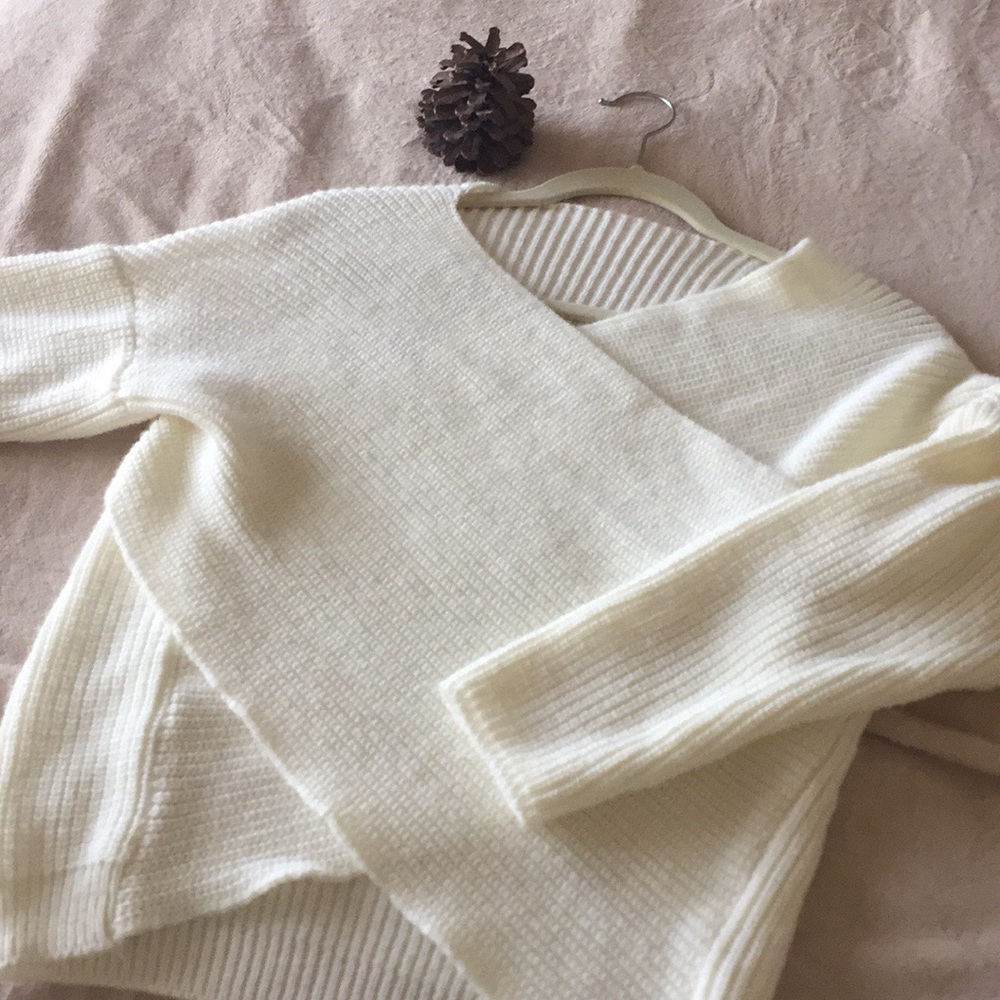 COZY knit sweater ☕️